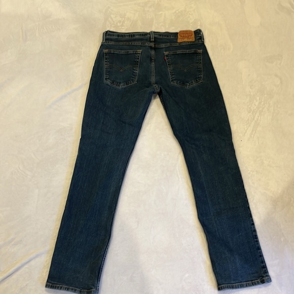 Levi’s 514 Blue Jeans - Picture 3 of 4